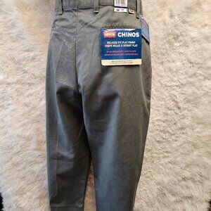 Vintage Levi's Men's Gray Chino Relax Fit Flat Front Pants W34L32